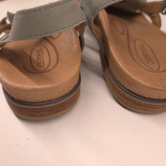 Aetrex Sage Green Leather T-Strap Flat Sandal, Sunburst Dark Brass Trim-Size 8.5 - Picture 9 of 12